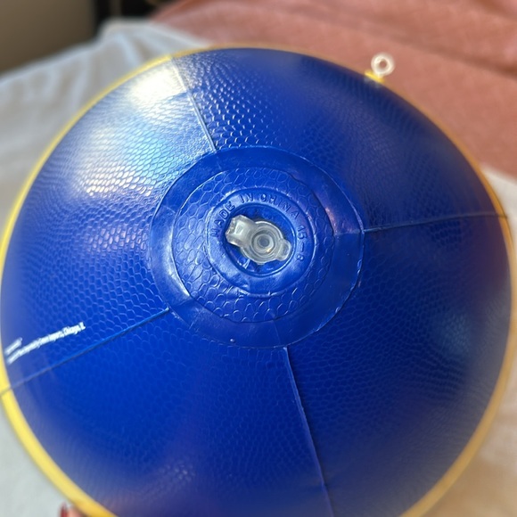 🏈 Inflatable Football - Picture 8 of 8